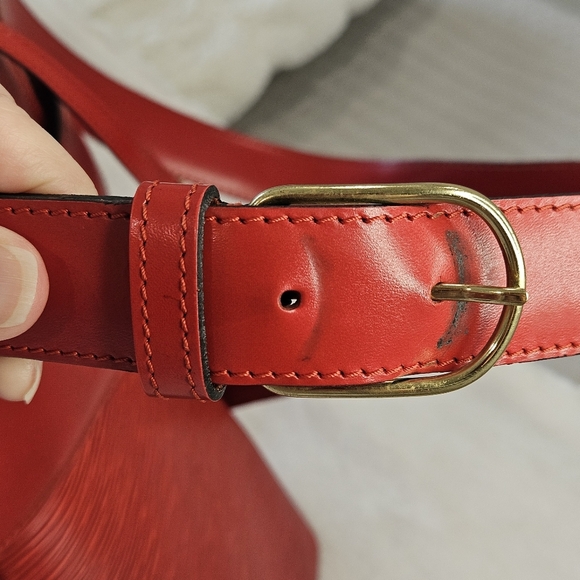COPY - Louis Vuitton Vintage Epi Sac D'Epaule Shoulder Bag Red Leather - Picture 10 of 13